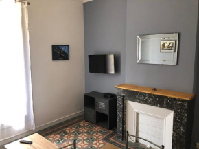 HAUSSMANNIEN TOWNHOUSE SETE HYPER CENTRE PIETON H